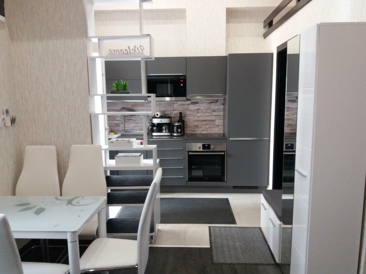 Corvinus Apartman Budapest Extérieur photo